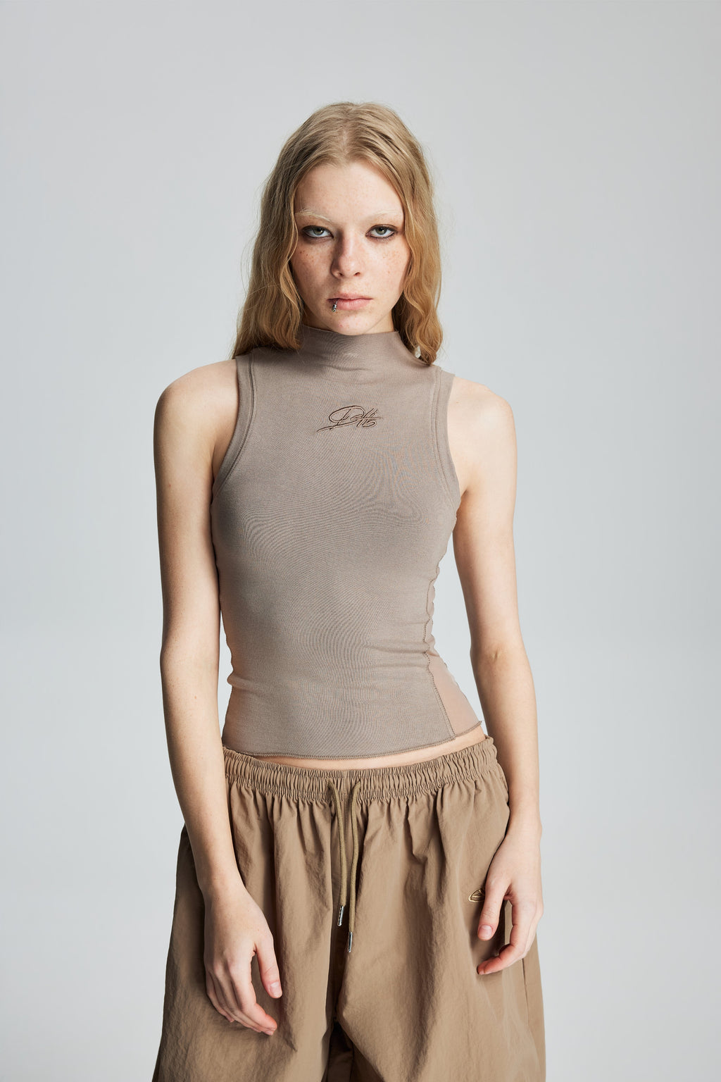Mock Neck Mesh Panel Stretch Tank Top (Beige)