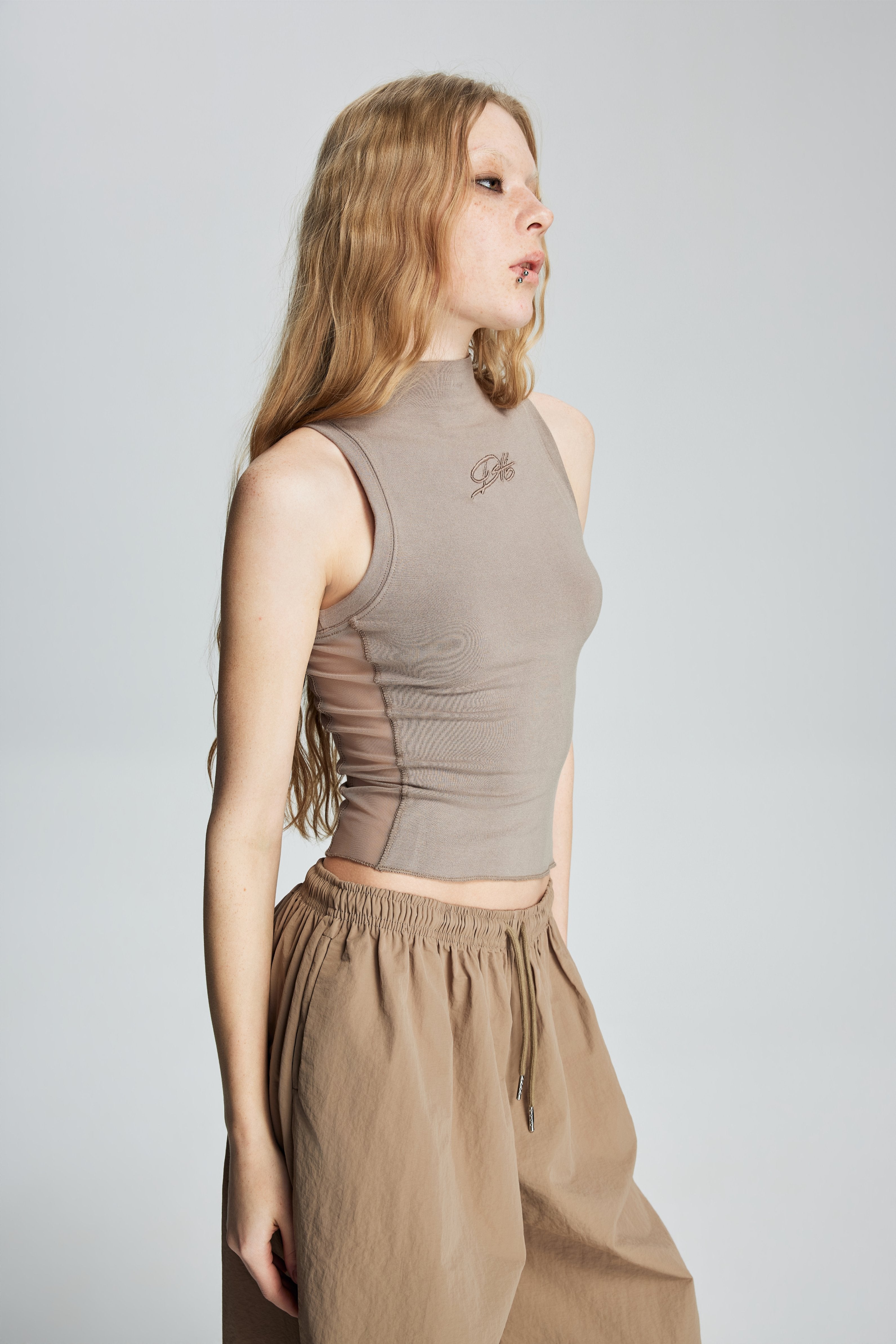 Mock Neck Mesh Panel Stretch Tank Top (Beige)