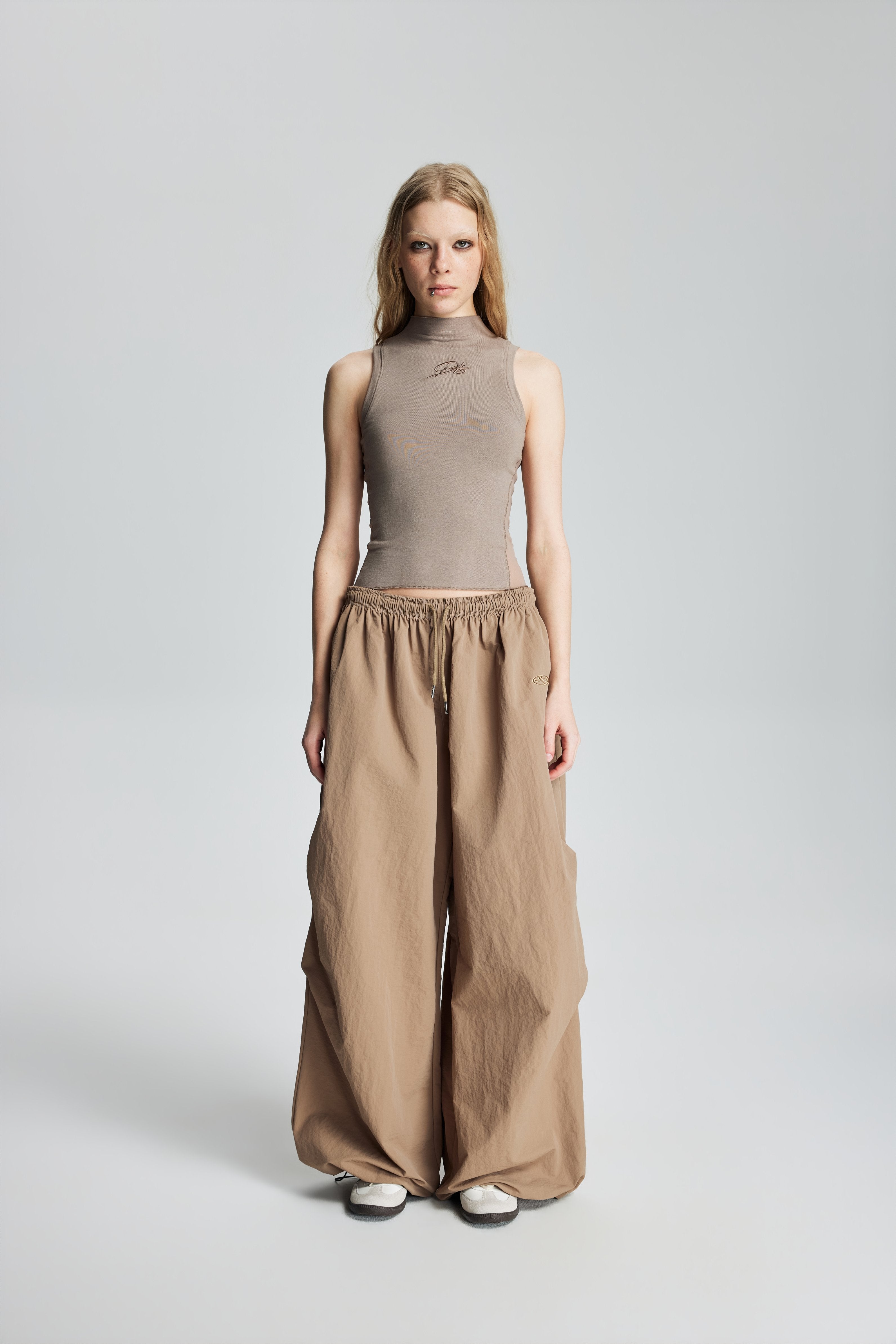 Mock Neck Mesh Panel Stretch Tank Top (Beige)