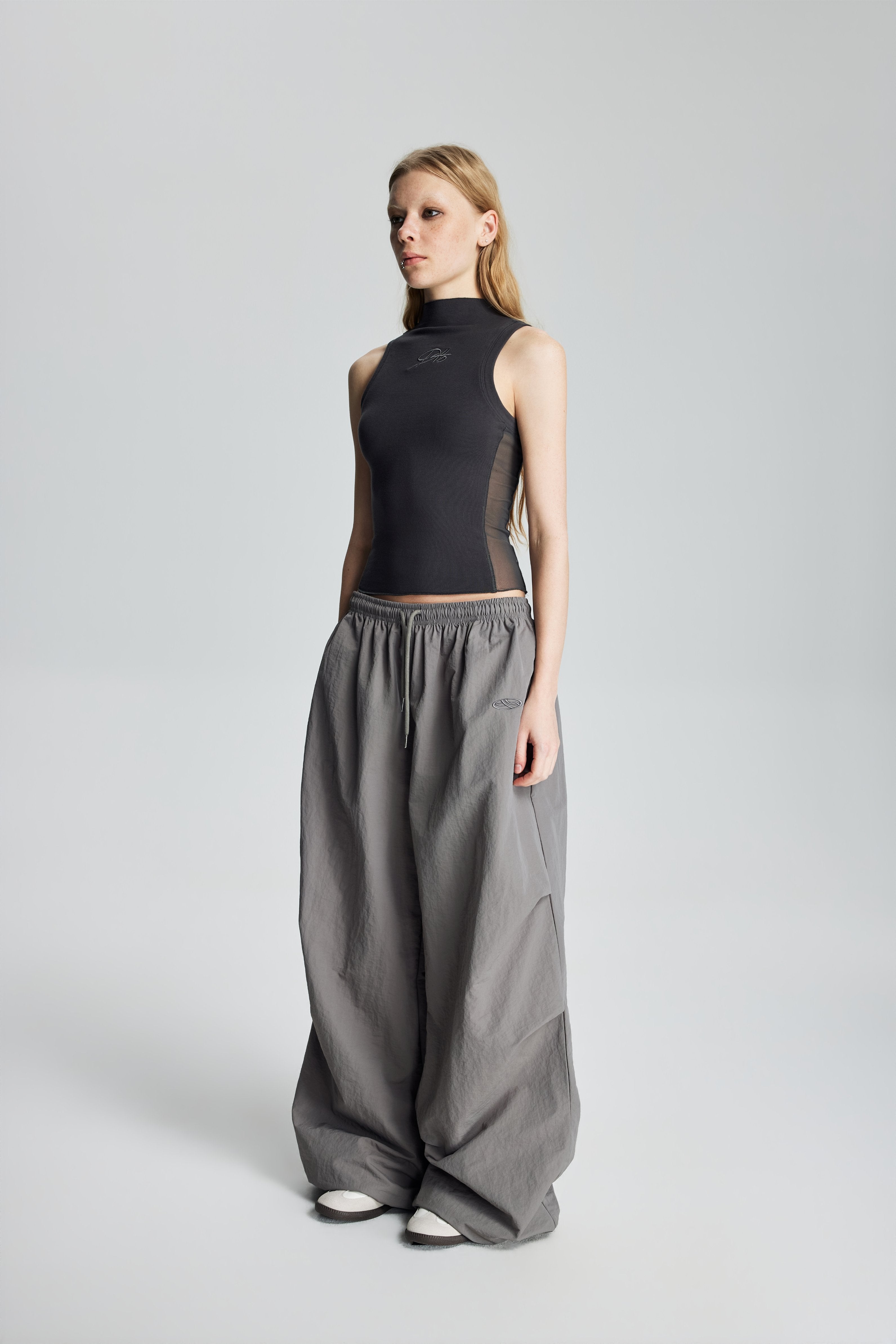 Mesh Panel Stretch Tank Top (Cool Grey) | Women's Activewear