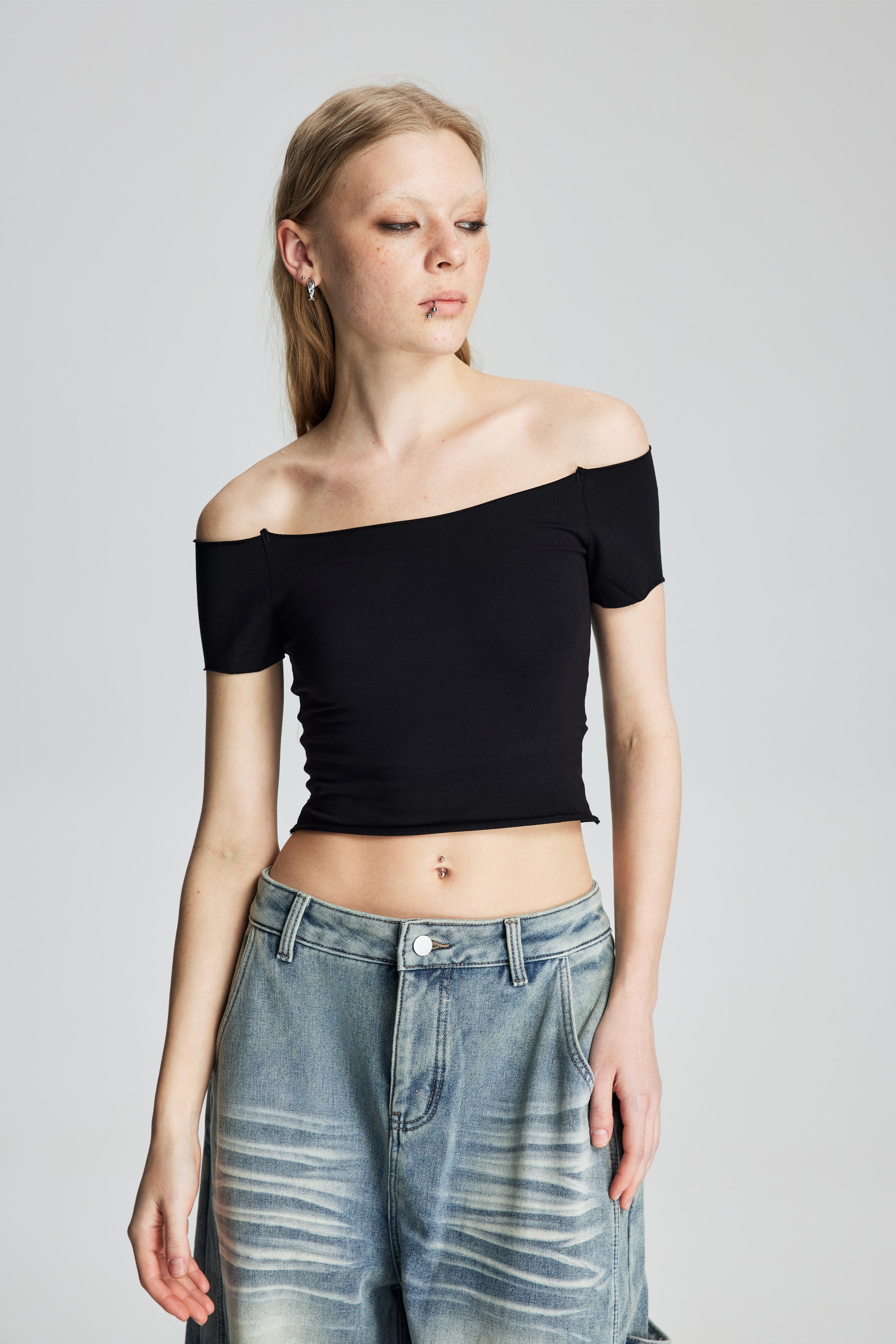 Distressed Patchwork Off-Shoulder Stretch Top (Black)