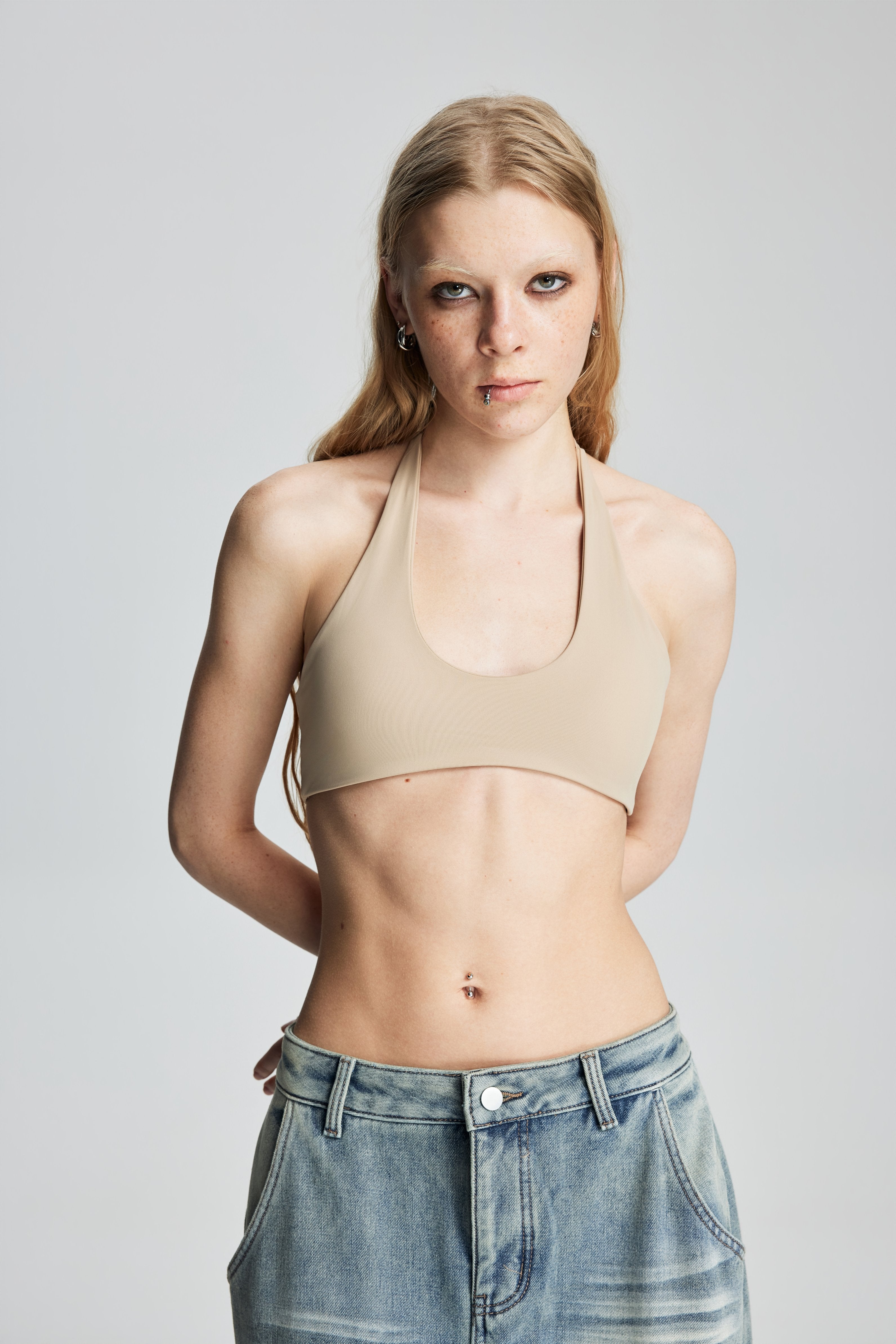 Halter Tie-Back Sports Bra (Beige)