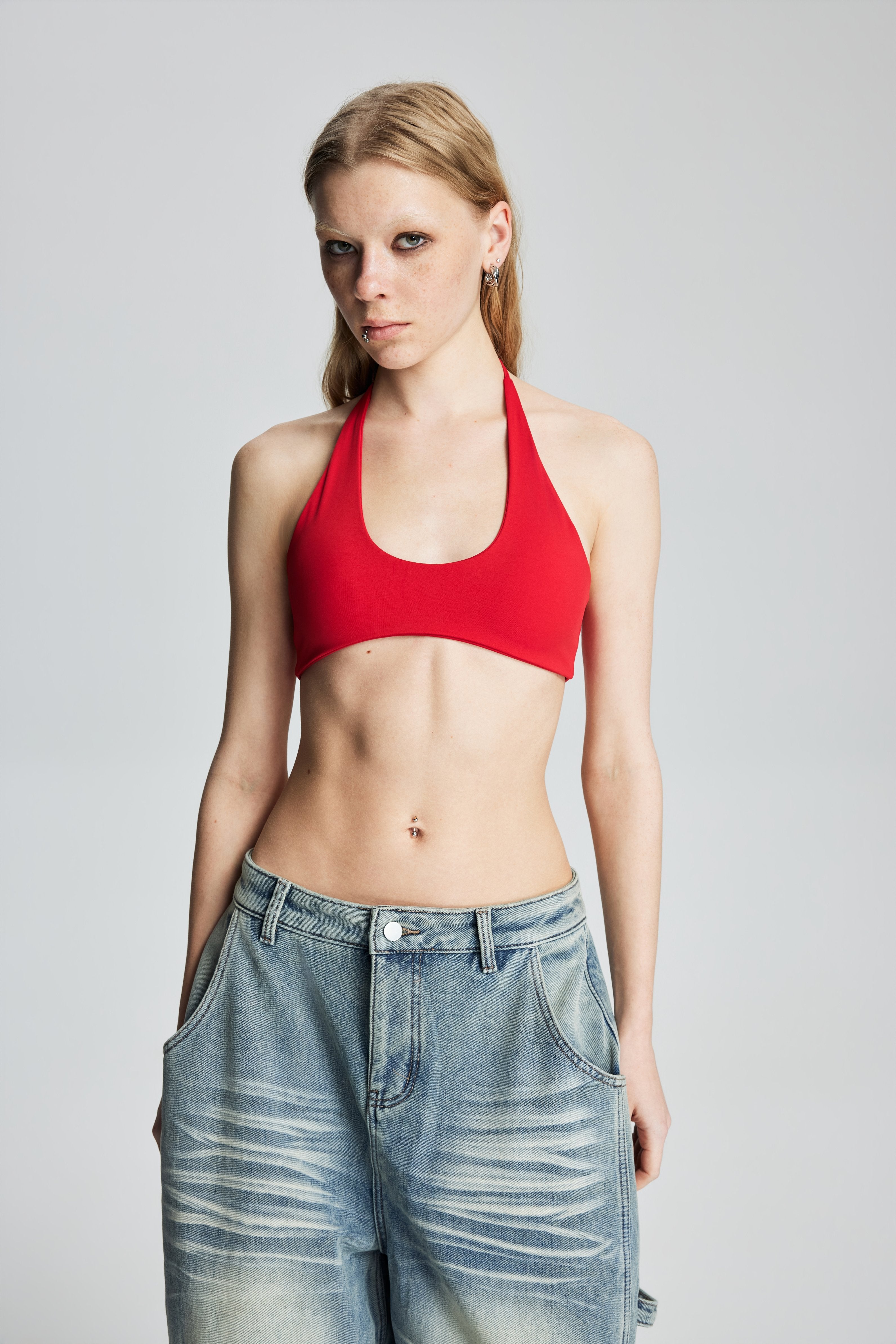 Halter Tie-Back Sports Bra (Red)